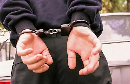 Συνελήφθη 14χρονος στη Θεσσαλονίκη που οδηγούσε χωρίς δίπλωμα - Περνούσε κόκκινα φανάρια και μπήκε στο αντίθετο ρεύμα