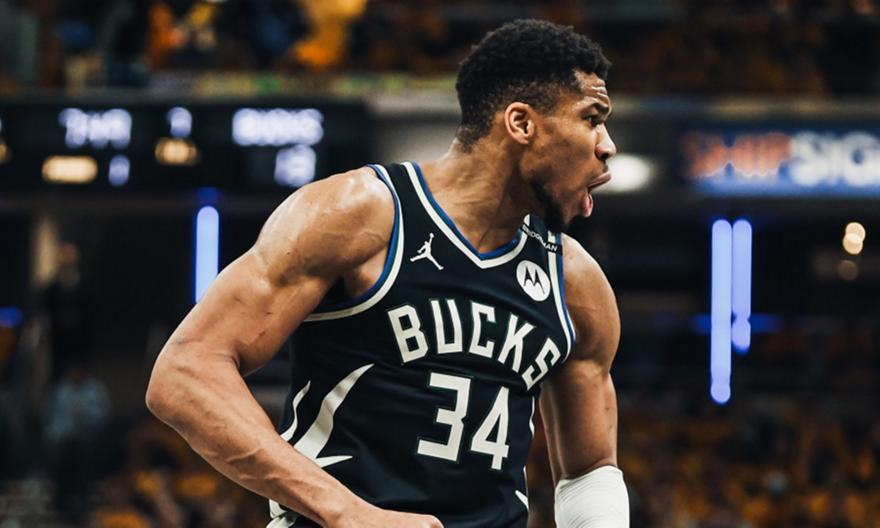 Αντετοκούνμπο: Μπάρκλεϊ και Χάουαρντ λένε να μείνει στο Μιλγουόκι