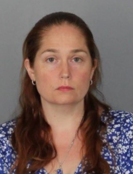 Γυναίκα κρατούσε σε κλουβί για σκυλιά την έφηβη κόρη της στο Νιου Τζέρσεϊ