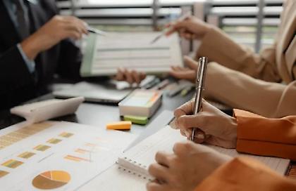 Οι Έλληνες στους πιο «δουλευταράδες» της ΕΕ – Πρωταθλητές στις ώρες εργασίας