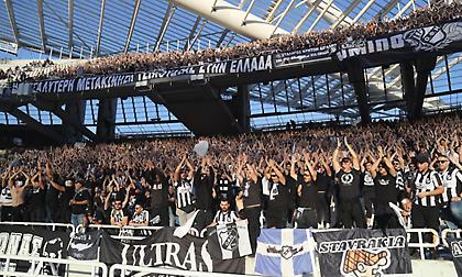 Τρομερή ατμόσφαιρα στο ΟΑΚΑ από τους οπαδούς του ΟΦΗ και του Ολυμπιακού