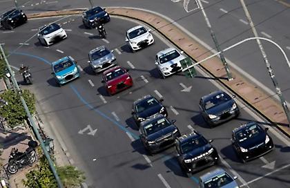 Στην τσιμπίδα της ΑΑΔΕ ανασφάλιστα, ακινητοποιημένα και οχήματα με απλήρωτα τέλη