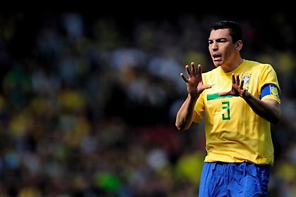 Δύσκολες στιγμές για τον Λούσιο: Νοσηλεύεται στο νοσοκομείο με εγκαύματα