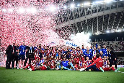 Νικολακόπουλος: «Οι 12 ωραιότεροι μήνες του Ολυμπιακού»!