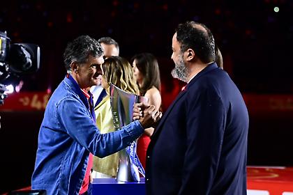 Μαρινάκης για Μεντιλίμπαρ στο ντοκιμαντέρ του Ολυμπιακού: «Είναι αρκετά τρελός για να συνεχίζει να ονειρεύεται»