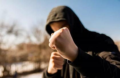 Θύμα άγριου ξυλοδαρμού 18χρονος στον Βόλο επειδή φορούσε φανέλα ομάδας