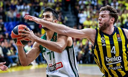 Μέλι: «Απίστευτη ομάδα ο Παναθηναϊκός και χωρίς τον Λεσόρ»