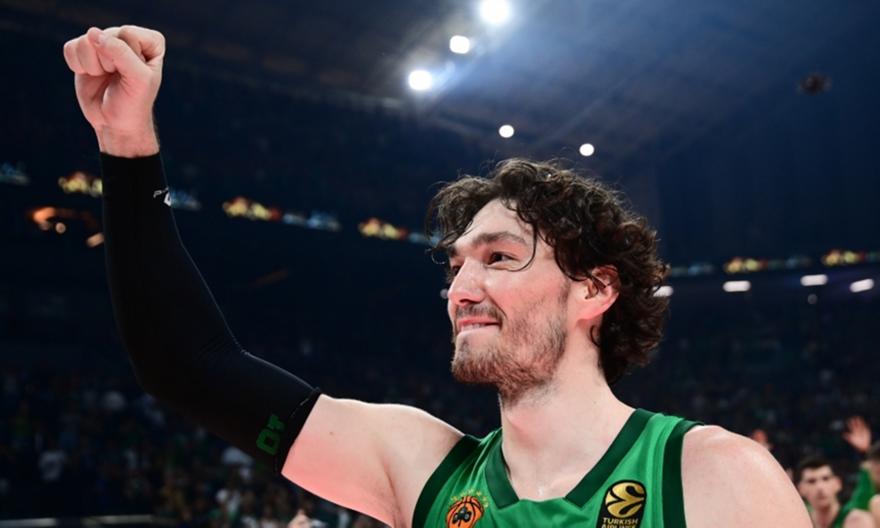 Όσμαν: «Δεν κάλεσα τον ΛεΜπρόν στο Final Four, είχε δύσκολη σειρά με τη Μινεσότα»