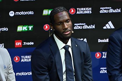 Χέις-Ντέιβις: «Τότε ένιωσα πως η Φενέρ θα φτάσει φέτος μακριά…»