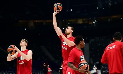 Τα πλάνα του sport-fm.gr από την προπόνηση του Ολυμπιακού στην Etihad Arena