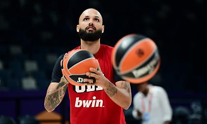 Φουρνιέ: «Θα κερδίσουμε ή θα χάσουμε ως ομάδα - Δεν υπάρχει λόγος να αλλάξουμε»