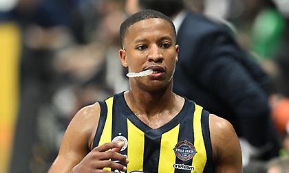 Χολ: «Αφήνουμε πίσω μας τώρα τη νίκη αυτή, ξεκουραζόμαστε και πάμε για τον τελικό»