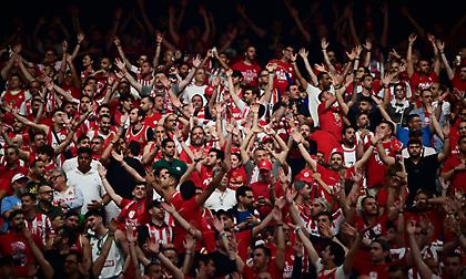 Βροντερό «παρών» από τους φίλους του Ολυμπιακού στον ημιτελικό του Παναθηναϊκού με τη Φενέρμπαχτσε!