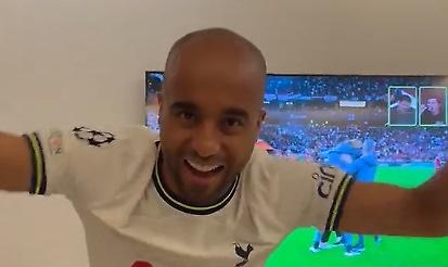 Ξεσάλωσε ο Μόουρα με την κατάκτηση του Europa League από την Τότεναμ