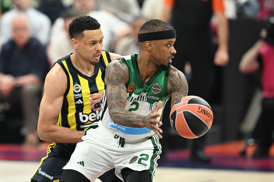 Ο Ολυμπιακός χρειάζεται αναδόμηση, ο Παναθηναϊκός μερεμέτια