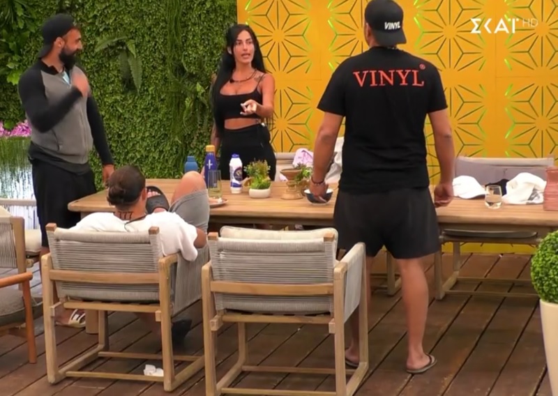 Big Brother: «Έκλαψαν» με την ατάκα του Χρήστου στη Νάνσυ