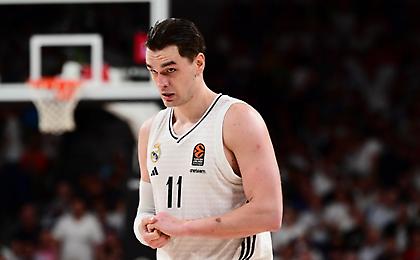 «Αβέβαιο το μέλλον του Χεζόνια στη Ρεάλ Μαδρίτης»