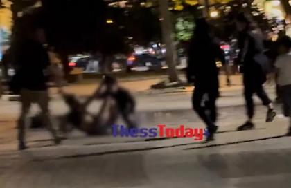 Άγριο ξύλο μεταξύ ανηλίκων στο κέντρο της Θεσσαλονίκης