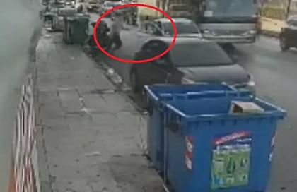 Βίντεο ντοκουμέντο: Η στιγμή που ο 24χρονος ξεφεύγει από τους απαγωγείς