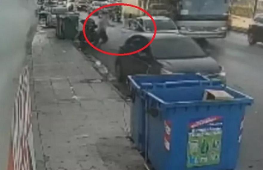 Βίντεο ντοκουμέντο: Η στιγμή που ο 24χρονος ξεφεύγει από τους απαγωγείς