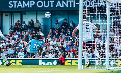 Mυθικό «ψαλιδάκι» ο Γκιντογκάν, άνοιξε το σκορ για τη Μάντσεστερ Σίτι στην έδρα της Φούλαμ