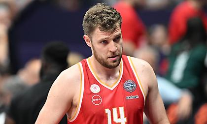 Βεζένκοφ: «Δεν έχει σημασία που ήμασταν καλοί όλη τη χρονιά γιατί δεν βρισκόμαστε στον τελικό»