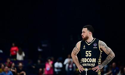 «Ιπποτικός» Μάικ Τζέιμς, συνεχάρη τη Φενέρ για την κατάκτηση της Euroleague