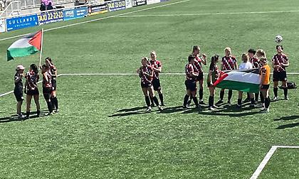 Τελικός Κυπέλλου ακυρώθηκε λόγω σημαίας της Παλαιστίνης στην εξέδρα - Ενώθηκαν οπαδοί και ομάδες!