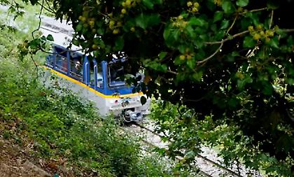 Αναστέλλονται προσωρινά τα δρομολόγια του Οδοντωτού, λόγω κατολισθήσεων