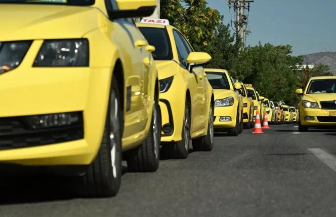 Χωρίς ταξί για 2 ημέρες η Αθήνα – Από τις 6 το πρωί της Τετάρτης έως τις 6 το πρωί της Παρασκευής
