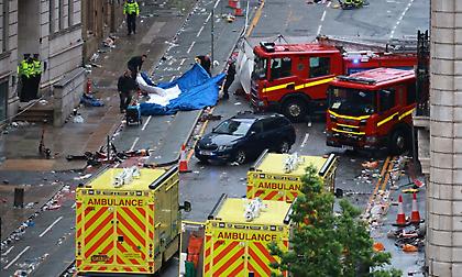 Λίβερπουλ: Χαροπαλεύει ένα παιδί από την επίθεση, έφτασαν τους 47 οι τραυματίες