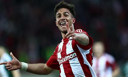 Νικολακόπουλος: «Η Μπράιτον φαίνεται αποφασισμένη να το… χοντρύνει για τον Κωστουλα»