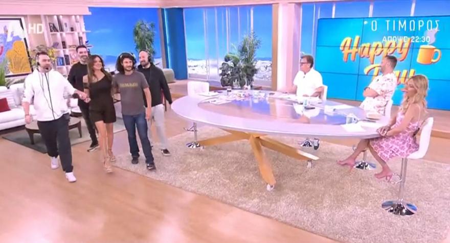 Για τα μάτια του... floor manager: Ποια εκπομπή προκάλεσε ανοιχτά το Happy Day και έκανε πασαρέλα η Τσιμτσιλή;