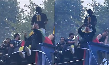 Επικός Γιασικεβίτσιους, συνάντησε στη φιέστα της Φενέρ πρώην συμπαίκτη του και έκανε σαν... παιδί!