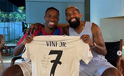 Η συνάντηση του Ροντινέι με τον Βινίσιους στη Βραζιλία