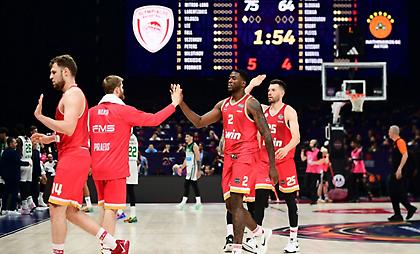 Ολυμπιακός: «Μαζί, σαν μια γροθιά στη μάχη των τελικών»