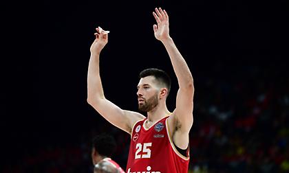 Μονέκε: «Αν ήμουν προπονητής θα έβαζα τον Πίτερς να παίζει 25 λεπτά»