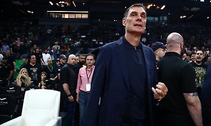 Εντονότατες αποδοκιμασίες κατά την είσοδο του Μπαρτζώκα από τους οπαδούς του Παναθηναϊκού