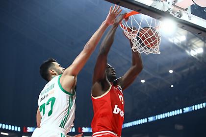 Υπέροχη ασίστ του Φουρνιέ για το κάρφωμα του Φαλ!