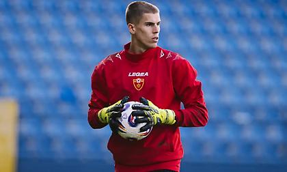 Υπογράφει στον Ολυμπιακό ο Πόποβιτς