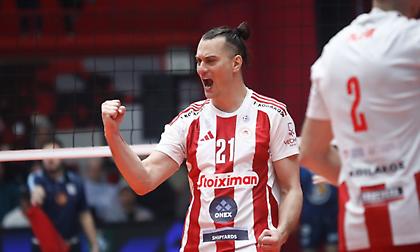 Τρίμηνη τιμωρία για Τζούριτς