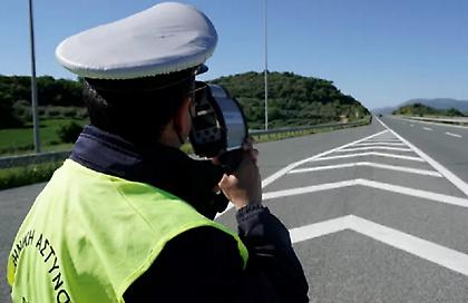 Συνελήφθη 27χρονος που έτρεχε με... 191 χλμ στην περιφερειακή Υμηττού