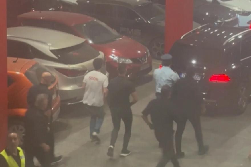Έφυγε τρέχοντας απ’ το ΣΕΦ ο Γιαννακόπουλος (VID)