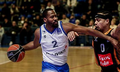 Αποσύρθηκε στα 34 ο Λάνγκστον Χολ