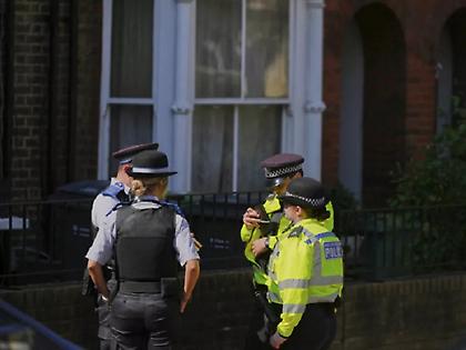 Βρετανία: Η αστυνομία συνέλαβε και τέταρτο άνδρα σε σχέση με τις πυρκαγιές που σημειώθηκαν στην κατοικία του Στάρμερ