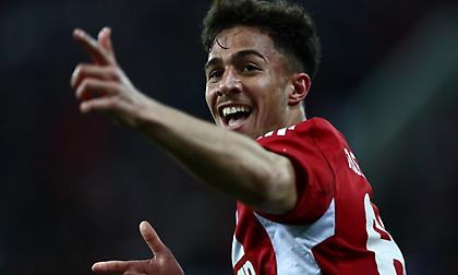 Πλησιάζει στην Premier League ο Κωστούλας