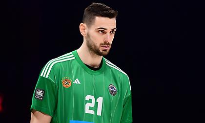 Ο υπαρχηγός του Παναθηναϊκού ήταν ο καλύτερος στο Στάδιο Ειρήνης και Φιλίας μαζί με τον Σλούκα