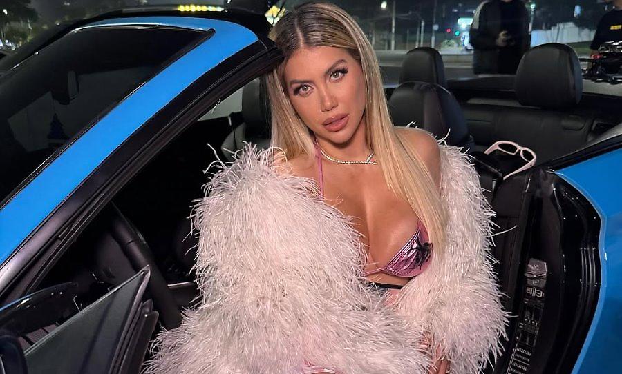 «Ζευγάρι με τον Χακίμι η Γουάντα Νάρα»