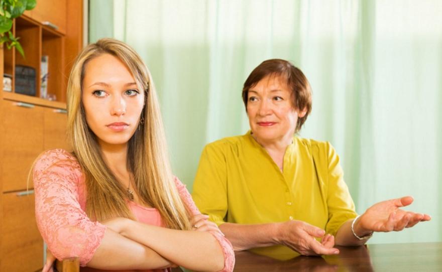 Αυτά είναι τα 4 ζώδια που είναι πολύ πιθανό να γίνουν... θανάσιμες πεθερές!