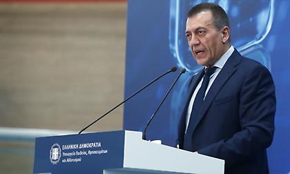 Βρούτσης: «Ή έρχονται όλοι και δεσμεύονται ότι τελειώνει το δηλητήριο ή σταματάει το πρωτάθλημα»